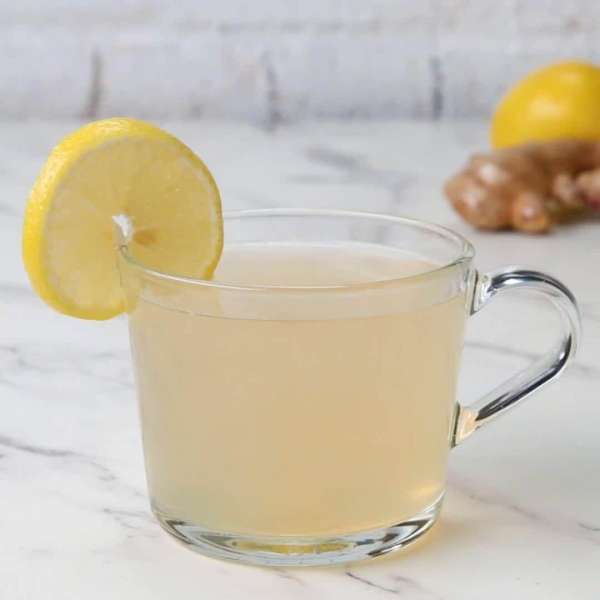Успокаивающий чай с лимоном и имбирем