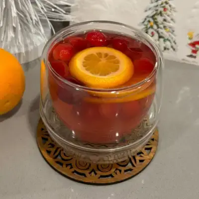 Фото к рецепту: Рождественский витаминный напиток